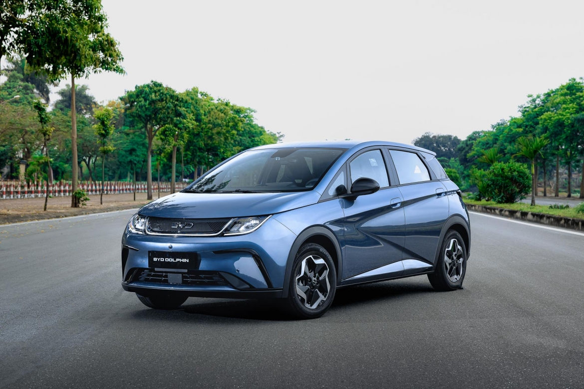 Ngoại thất BYD Dolphin 2026 thiết kế Ocean Aesthetics trẻ trung