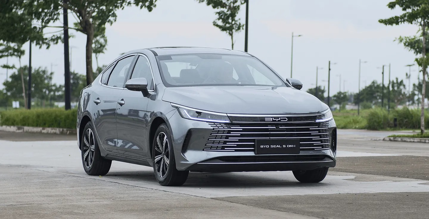 BYD Seal 5 - Sedan Plug-in Hybrid đầu tiên tại Việt Nam