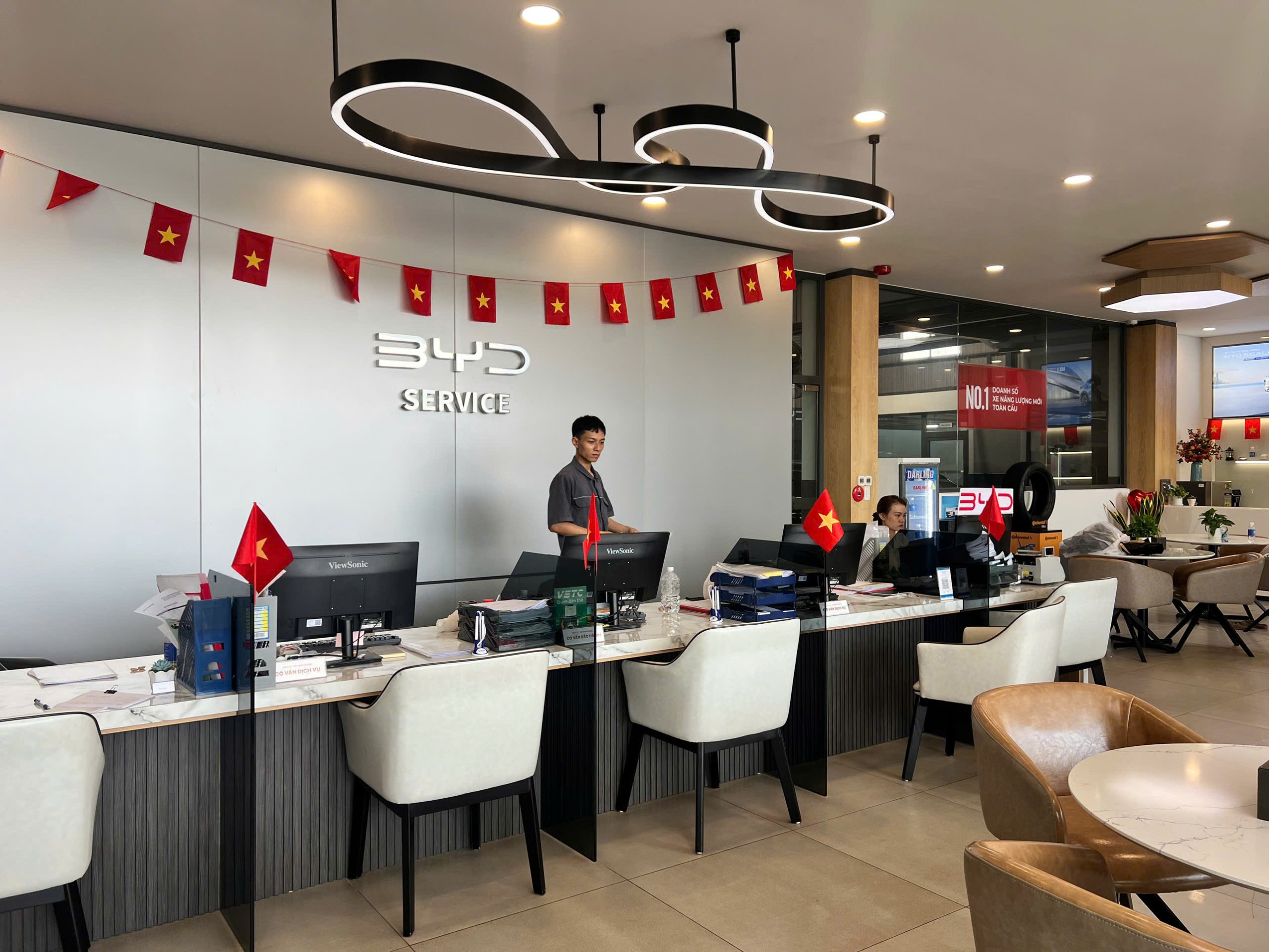 Quầy dịch vụ bảo hành bảo dưỡng BYD Service tại Bình Dương