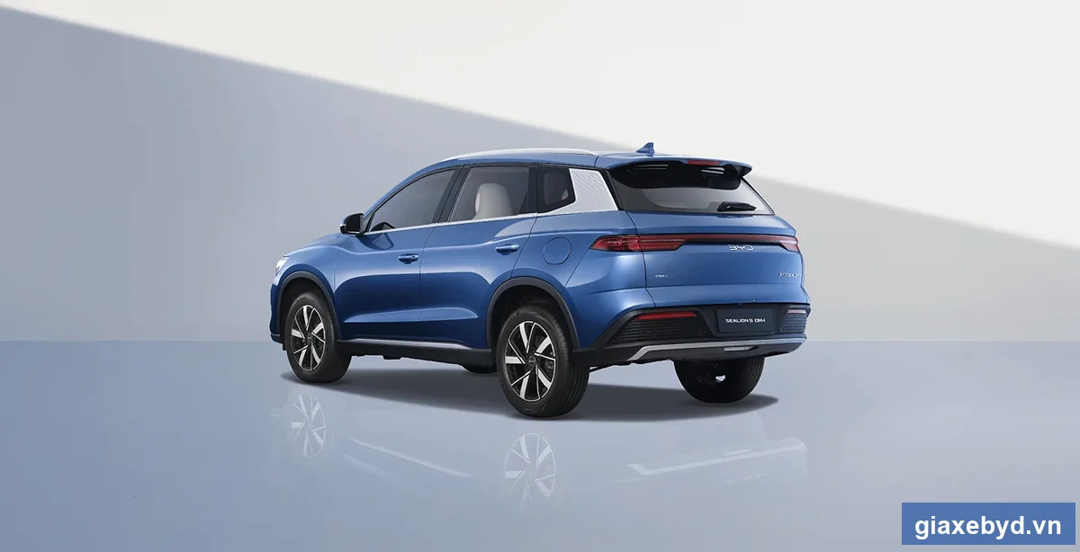 BYD Sealion 5 DM-i thân xe SUV gầm cao