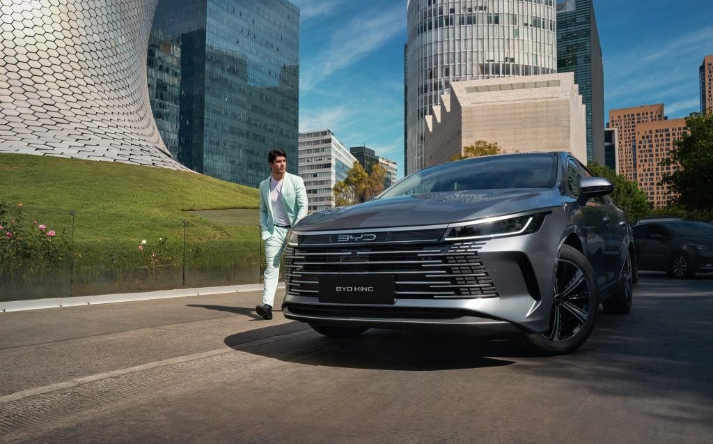 Xe BYD Hybrid DM-i Super Hybrid không lo trạm sạc