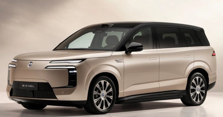 Denza N8L 2026 SUV điện của BYD chạy 960 km mỗi lần sạc