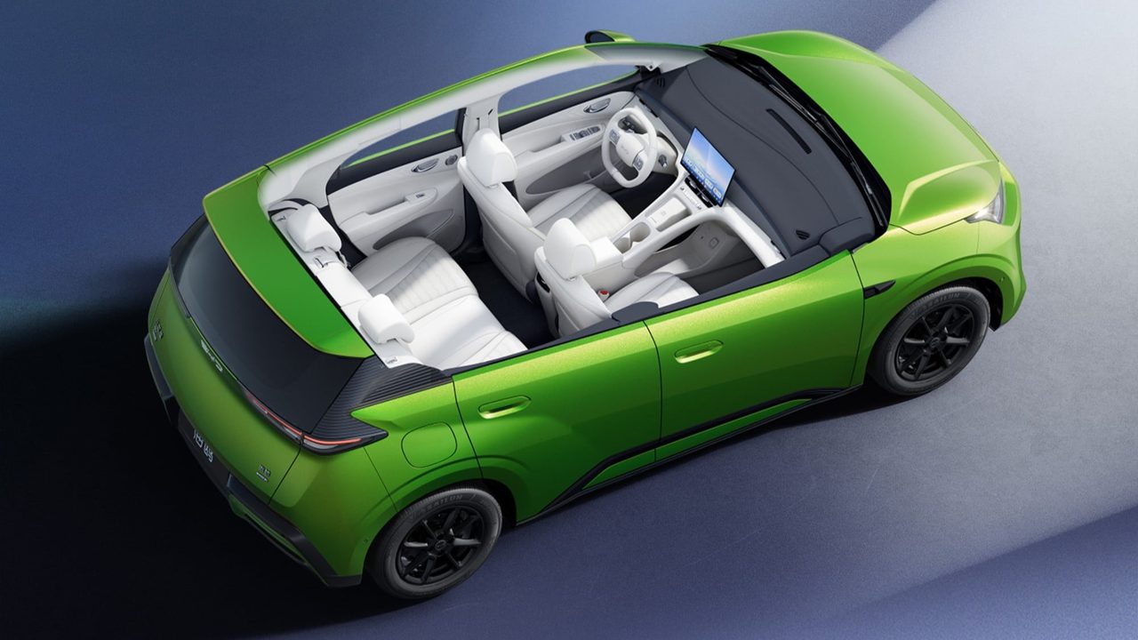 BYD Seagull thế hệ 2 cắt lớp khoang cabin 5 chỗ, ghế trước chỉnh điện, ghế lái có mát-xa