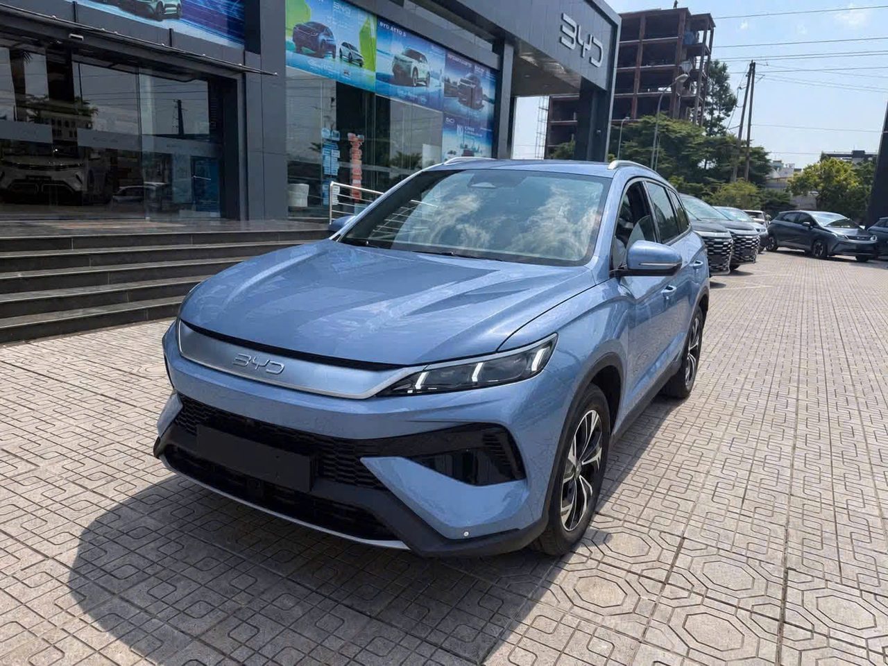 BYD Sealion 5 DM-i màu Atlantis Grey (xám xanh) — ảnh thực tế